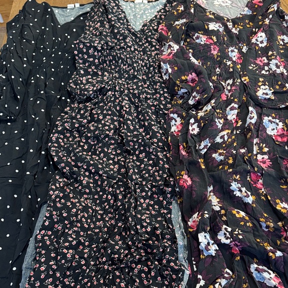 GAP - Picture 1 of 5